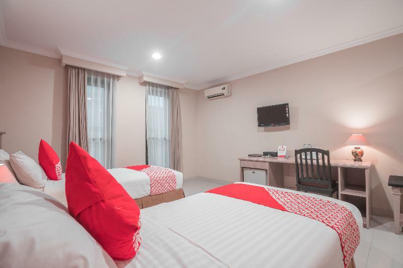 534 Sriwijaya Hotel Jakarta Bagian luar foto